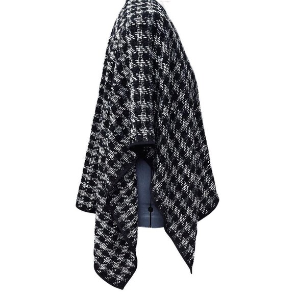CHARMING CHARLIES Womens Sweater Poncho One Size Black White Metallic Shrug NEW‎ - Picture 2 of 11